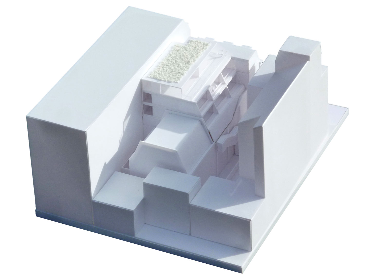 duke_of_york_theatre-model-photo2