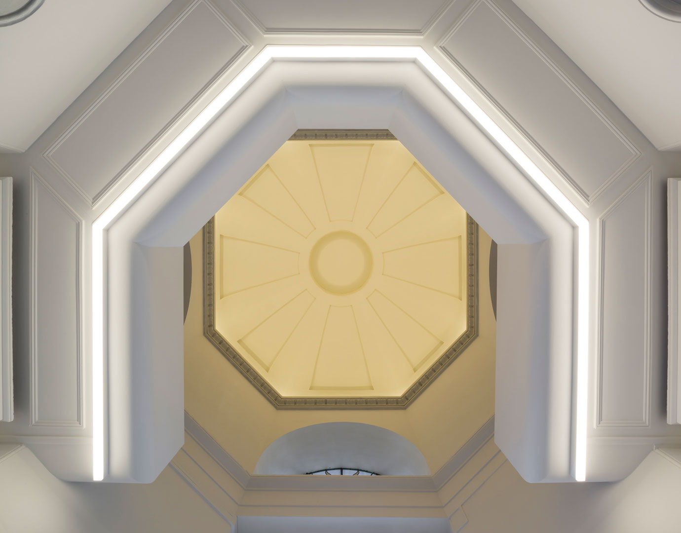 35_Cosway_street-Gilbert_McCarragher-cupola