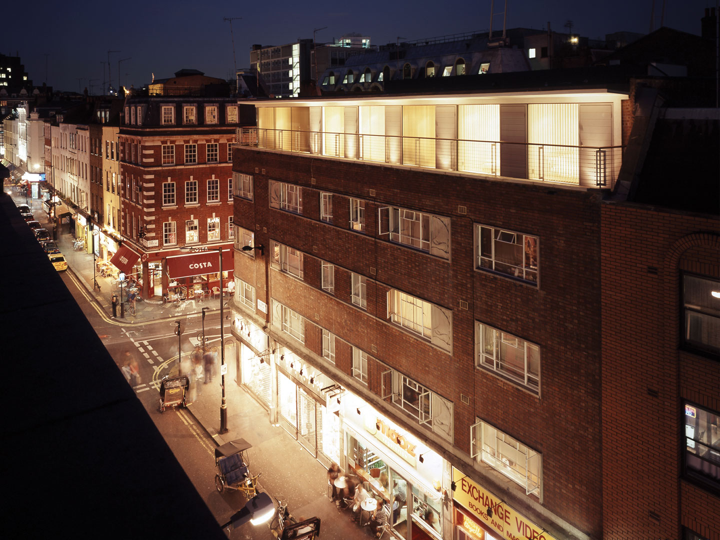 dean_street-night_view-photo-04