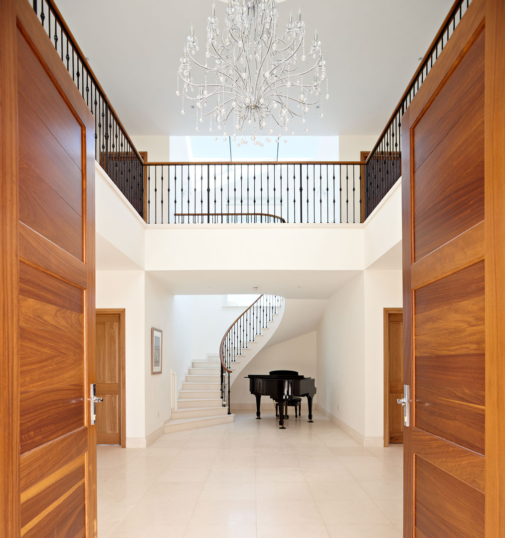 laleston_house-entrance-photo-07