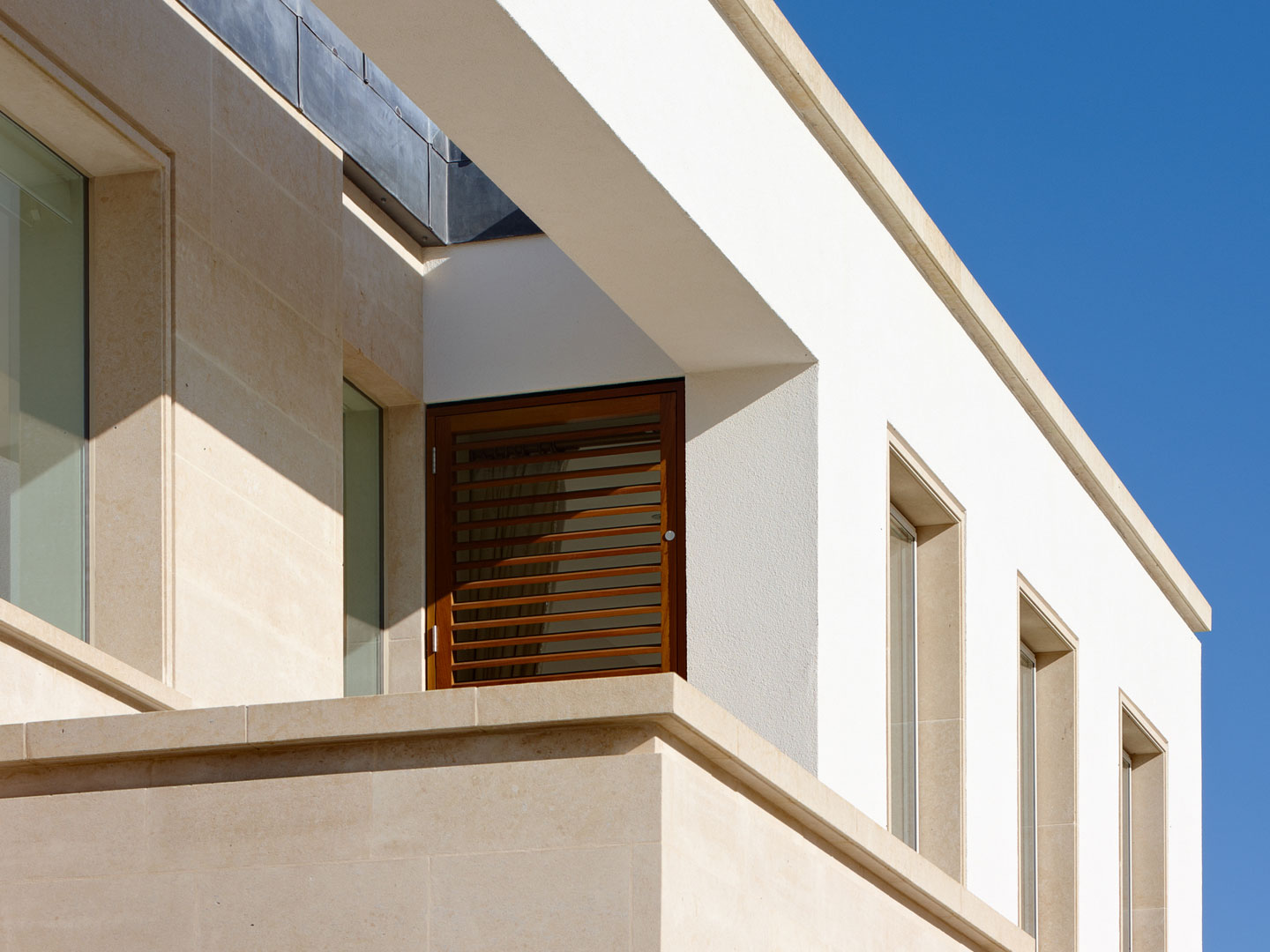 laleston_house-front_detail-photo-40